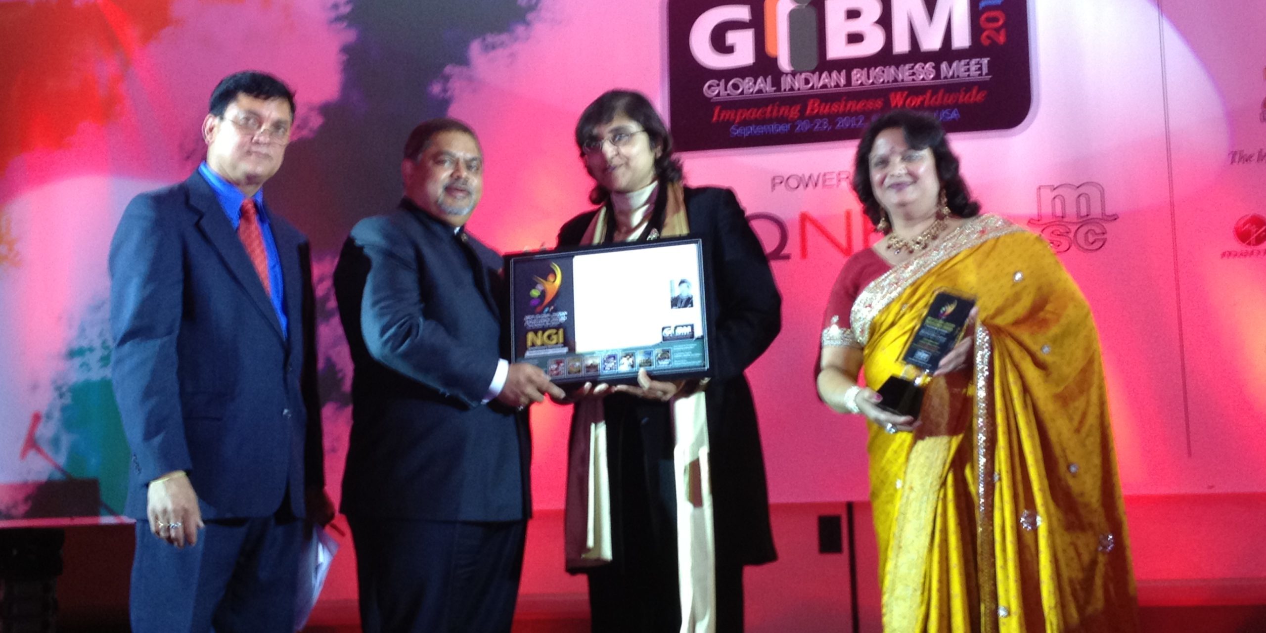 Vijay Eswaran wins NGI Excellence award Vijay Eswaran, GIBM, Diaspora award